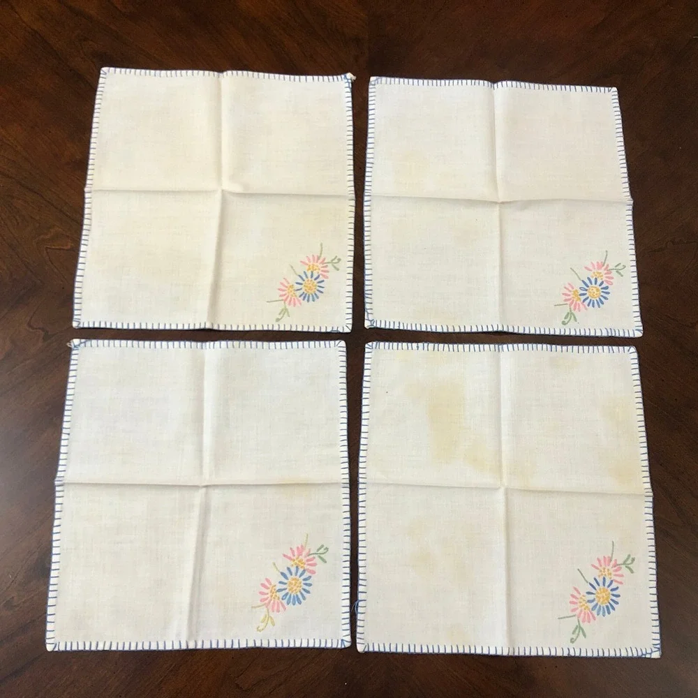 Tablecloth 33X33 & 4 Napkins Vintage Embroidery Handmade Blue Pink Yellow Daisy